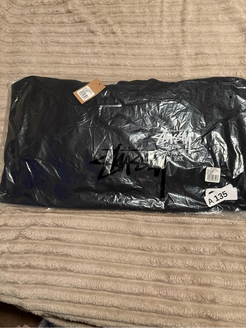 Stüssy Black Graphic hoodie. BNWT- size small . BC-7